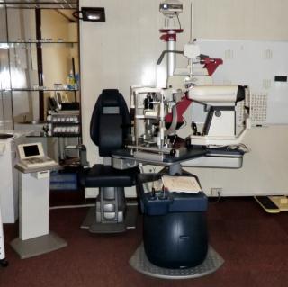 macchinario per optometria2